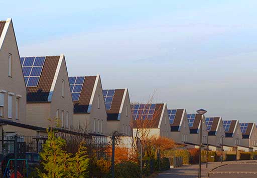 Zonnepanelen op rijtjeswoningen
