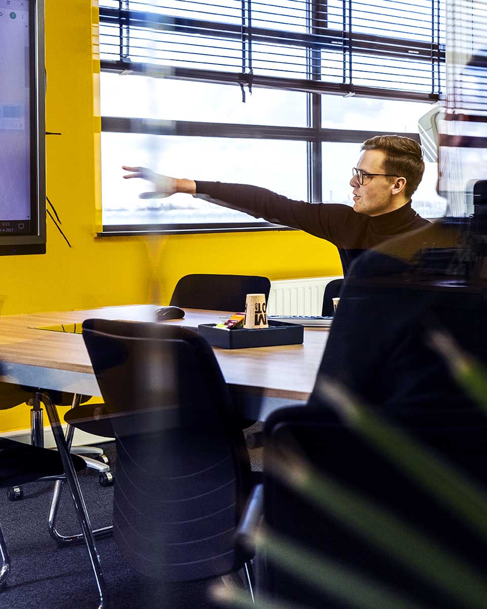 SolarNRG expert presenteert een MKB zonnepanelen project